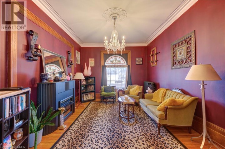 Photo 11 at 111 Erie Avenue, Brantford