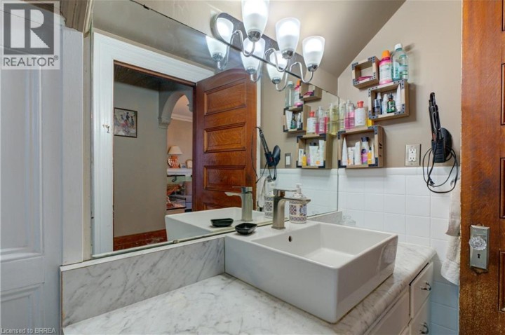 Photo 19 at 111 Erie Avenue, Brantford