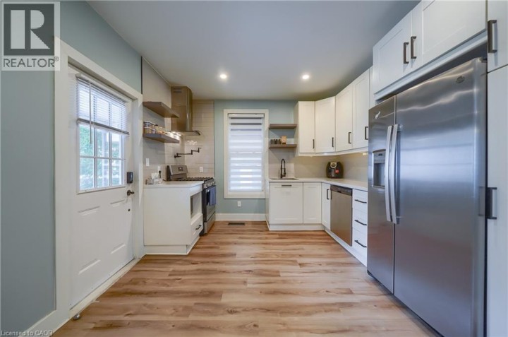 Photo 11 at 36 Kerr Street, Cambridge