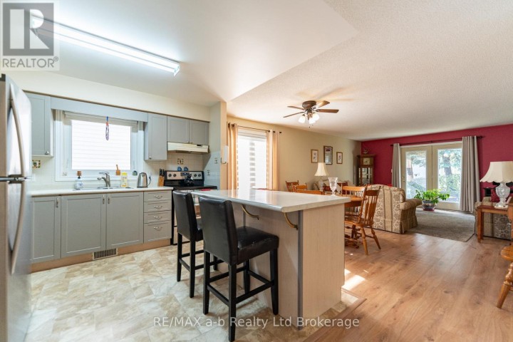 Photo 13 at 19 Brasher Drive, Tillsonburg Photo 13 at 19 Brasher Drive, Tillsonburg