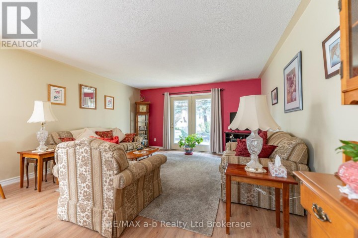 Photo 6 at 19 Brasher Drive, Tillsonburg Photo 6 at 19 Brasher Drive, Tillsonburg