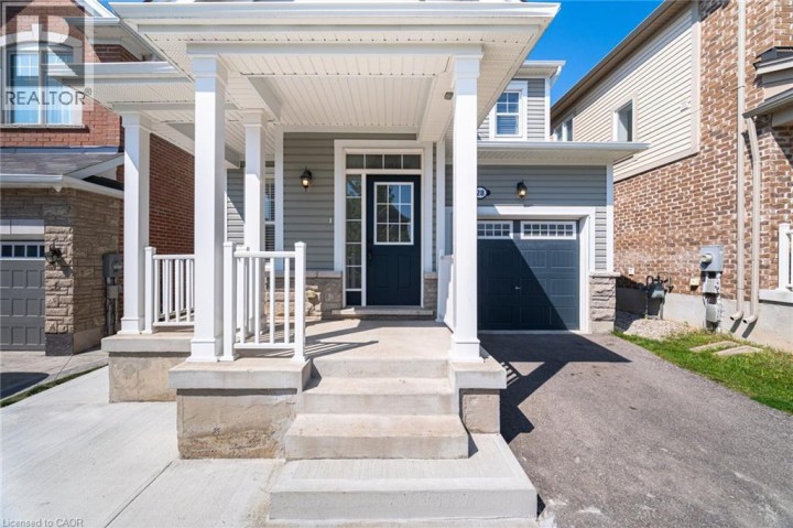 Photo 6 at 28 Pickett Place, Cambridge