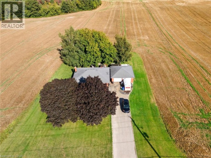 Photo 2 at 1091 Branchton Road, Cambridge