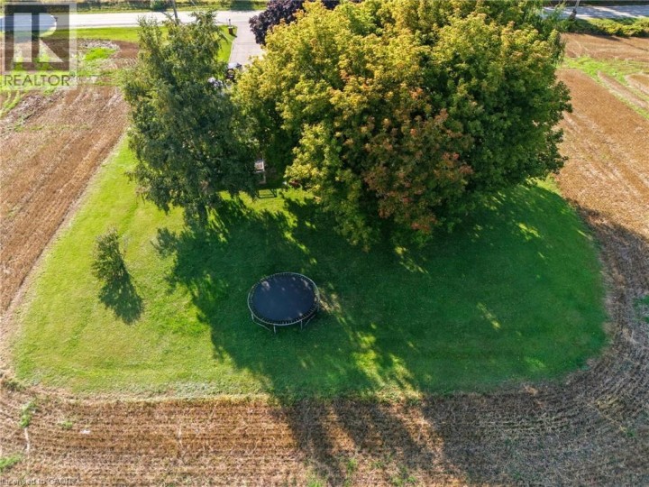 Photo 4 at 1091 Branchton Road, Cambridge