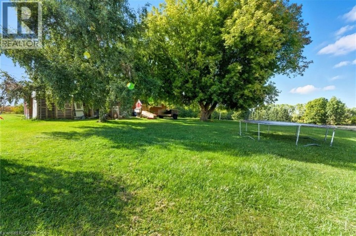 Photo 6 at 1091 Branchton Road, Cambridge