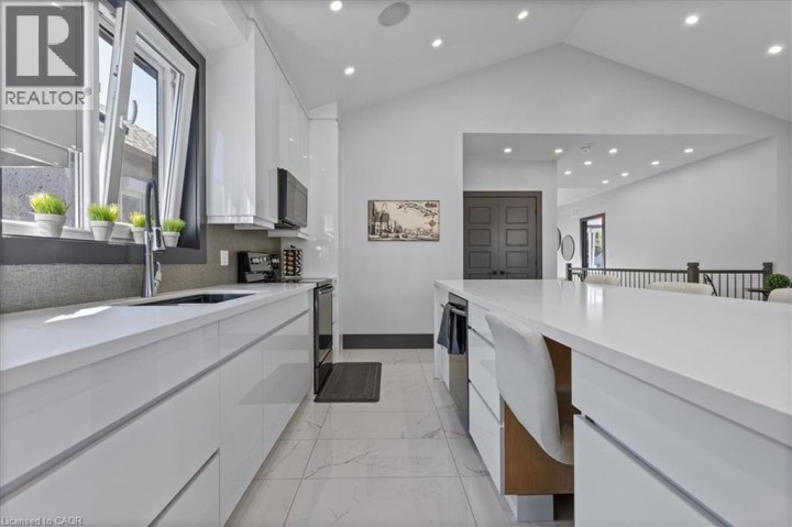 Photo 19 at 404 Montrose Street N, Cambridge