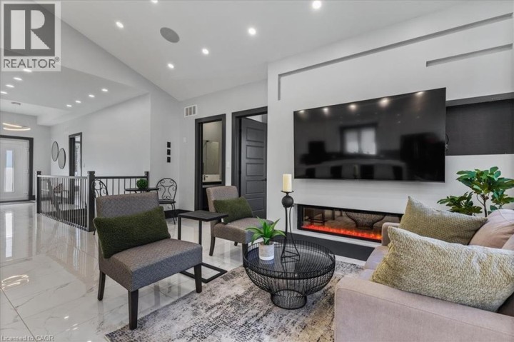 Photo 21 at 404 Montrose Street N, Cambridge