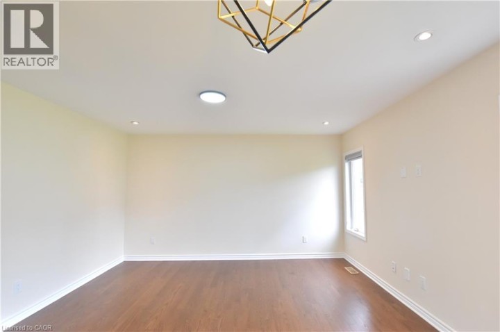 Photo 5 at 47 Pickett Place, Cambridge