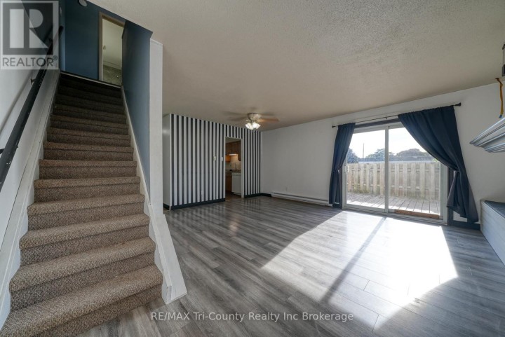 Photo 18 at 7 - 15 Devonshire Avenue, Tillsonburg Photo 18 at 7 - 15 Devonshire Avenue, Tillsonburg