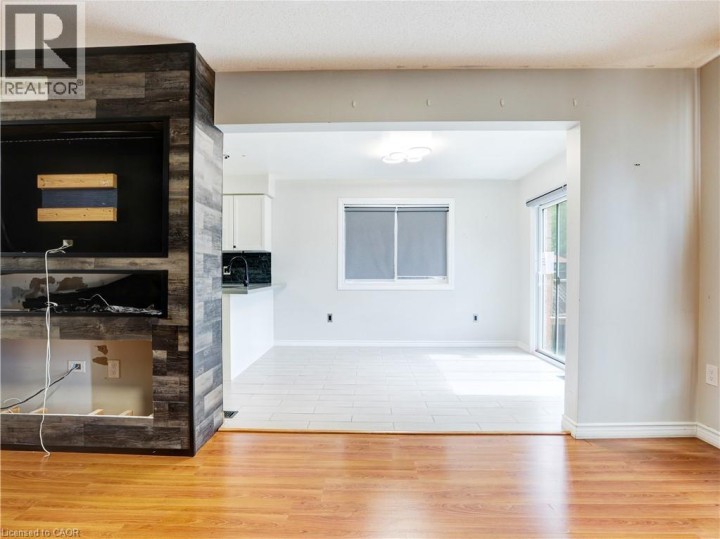 Photo 10 at 14 Chateau Crescent, Cambridge