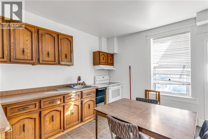 Photo 17 at 1304 - 1306 King Street E, Cambridge