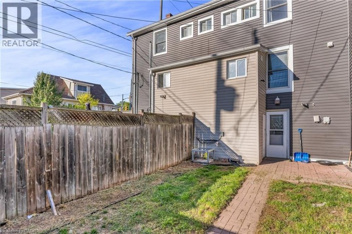 Photo 8 at 1304 - 1306 King Street E, Cambridge