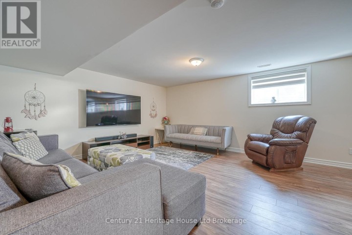 Photo 30 at 37 Harvest Avenue, Tillsonburg Photo 30 at 37 Harvest Avenue, Tillsonburg