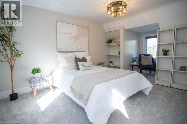 Photo 13 at 24 Avenue Road, Cambridge