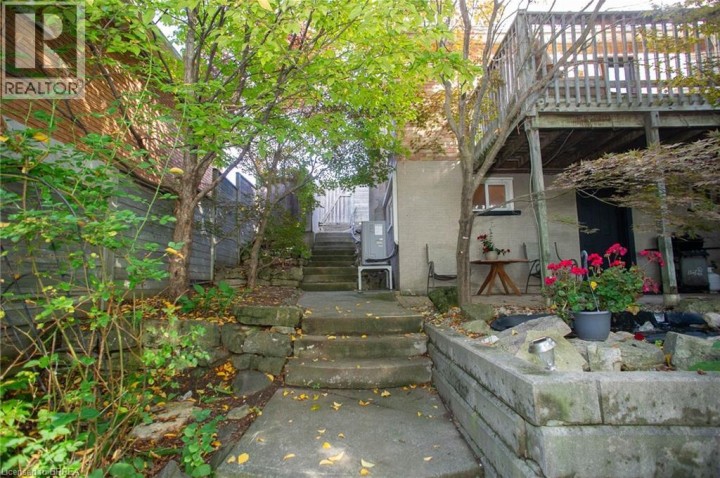 Photo 23 at 24 Avenue Road, Cambridge