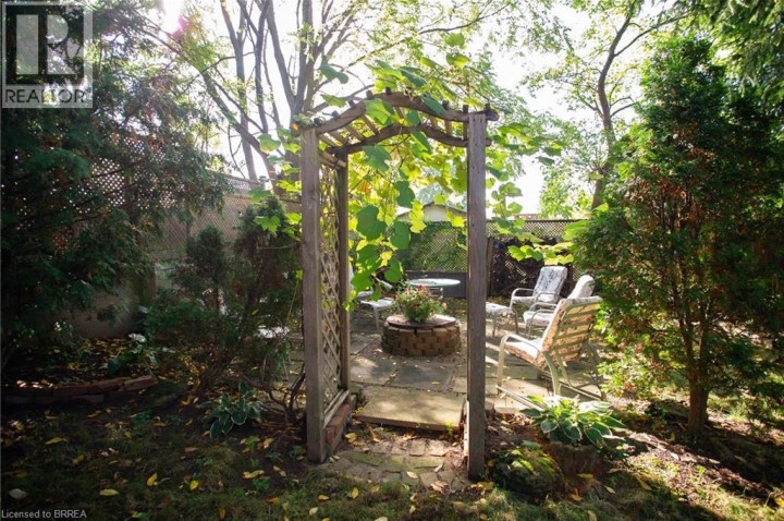 Photo 25 at 24 Avenue Road, Cambridge