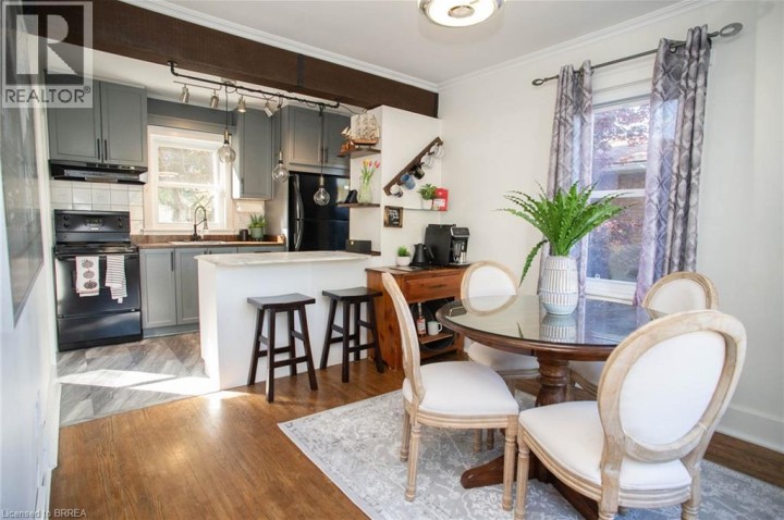 Photo 6 at 24 Avenue Road, Cambridge