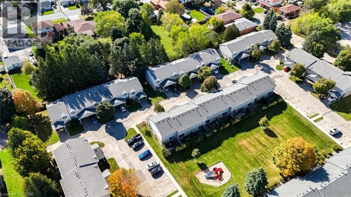 Photo 3 at 125 SEKURA Crescent 29, Cambridge