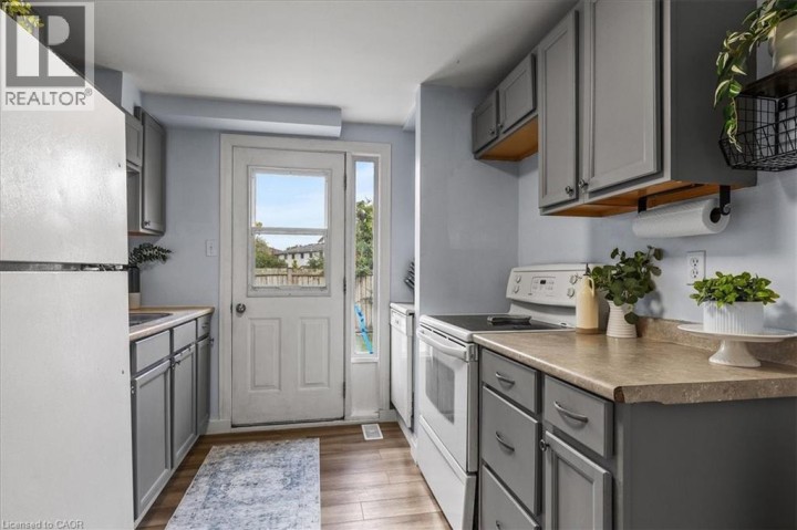 Photo 13 at 331 Preston Parkway, Cambridge