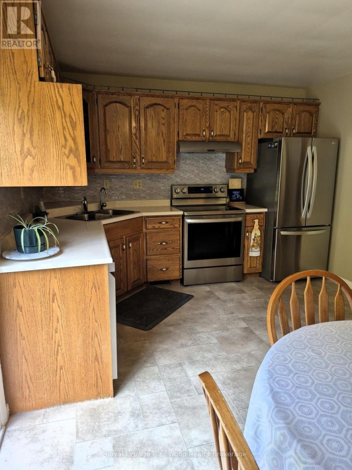 Photo 6 at 15 Trottier Drive, Tillsonburg Photo 6 at 15 Trottier Drive, Tillsonburg