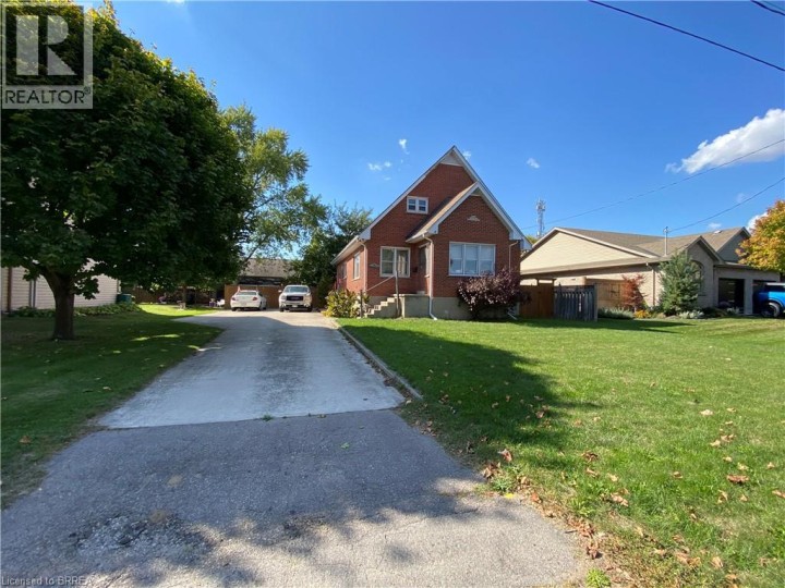 Photo 4 at 66 Rowanwood Avenue