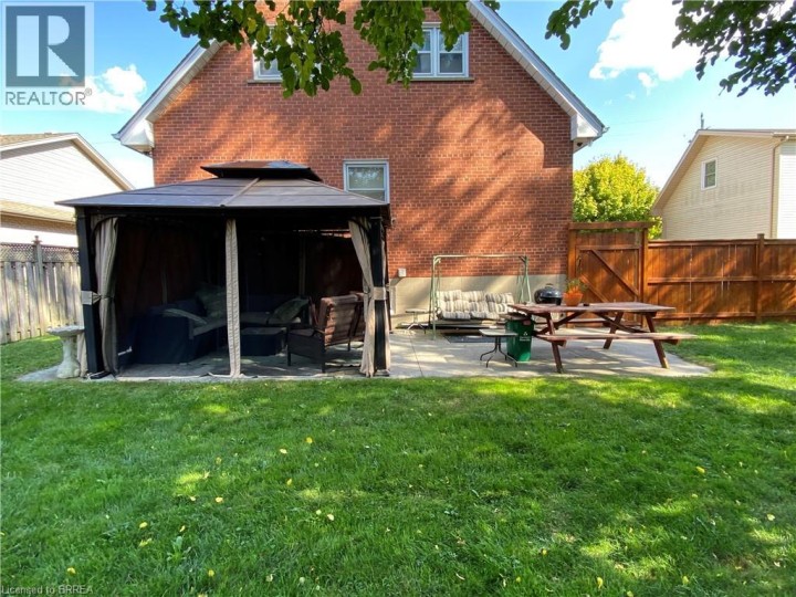 Photo 9 at 66 Rowanwood Avenue