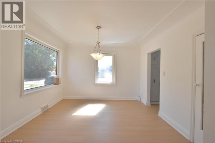 Photo 10 at 238 Lowther Street N, Cambridge