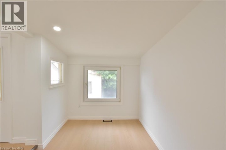 Photo 21 at 238 Lowther Street N, Cambridge