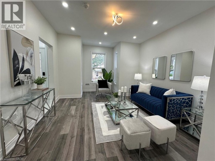 Photo 2 at 315 Simcoe Street, Woodstock Photo 2 at 315 Simcoe Street, Woodstock