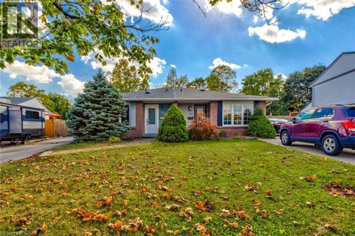 Photo 4 at 235 Sunset Boulevard, Cambridge