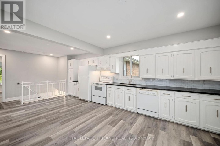 Photo 10 at 11 Patricia Street, St. Thomas