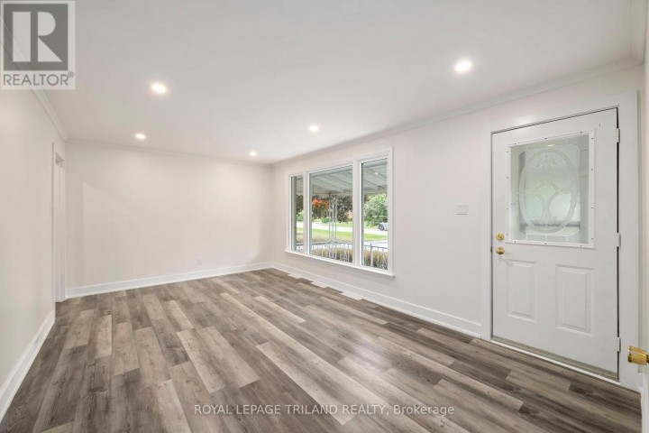 Photo 12 at 11 Patricia Street, St. Thomas