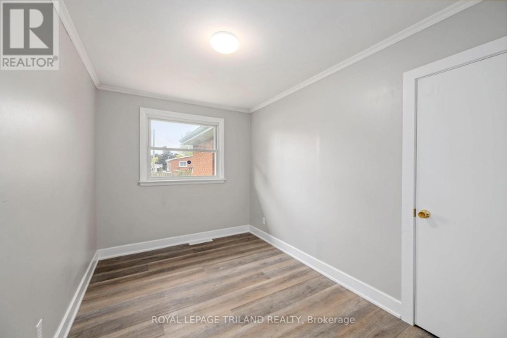 Photo 16 at 11 Patricia Street, St. Thomas