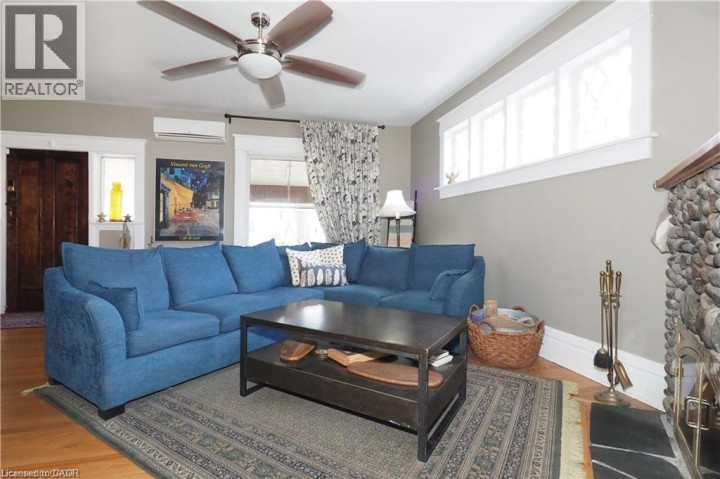 Photo 11 at 76 Wellington Street, Cambridge