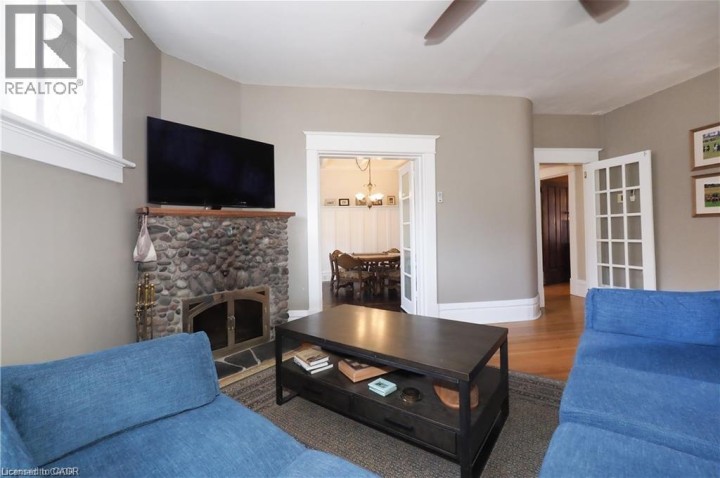 Photo 12 at 76 Wellington Street, Cambridge