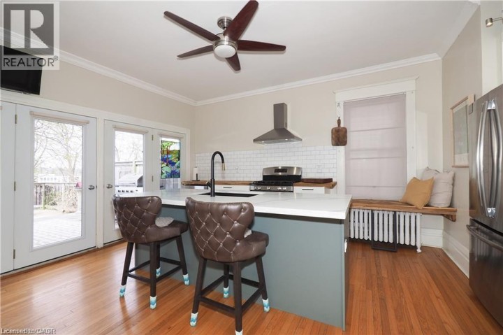 Photo 15 at 76 Wellington Street, Cambridge