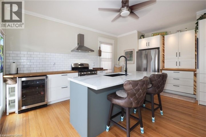 Photo 18 at 76 Wellington Street, Cambridge