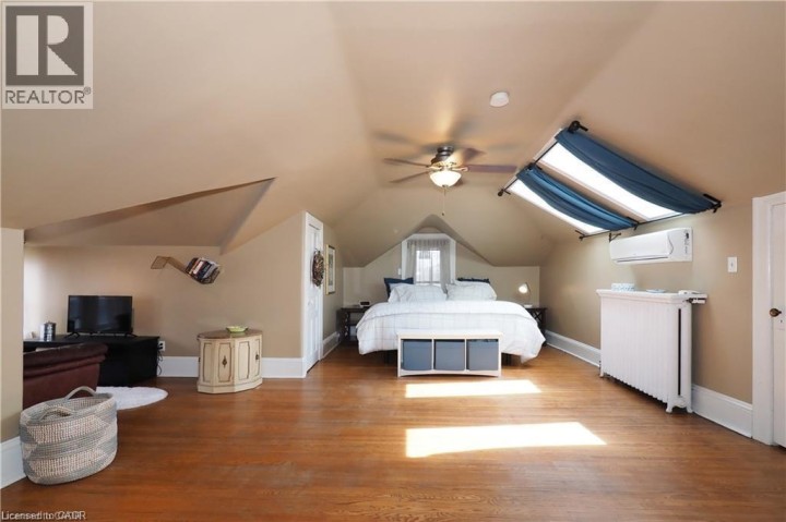 Photo 25 at 76 Wellington Street, Cambridge