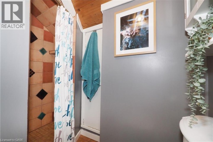 Photo 29 at 76 Wellington Street, Cambridge