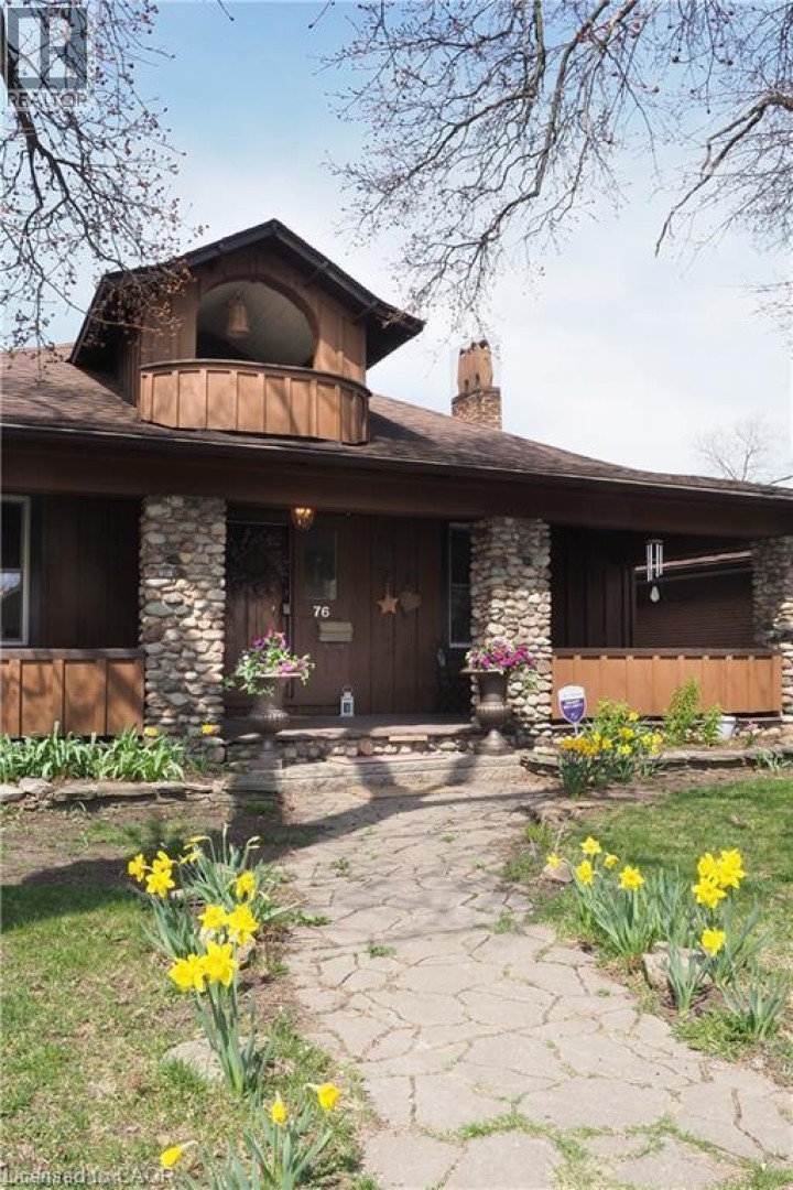 Photo 3 at 76 Wellington Street, Cambridge