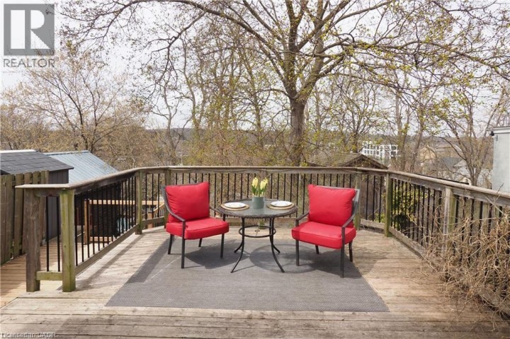 Photo 39 at 76 Wellington Street, Cambridge