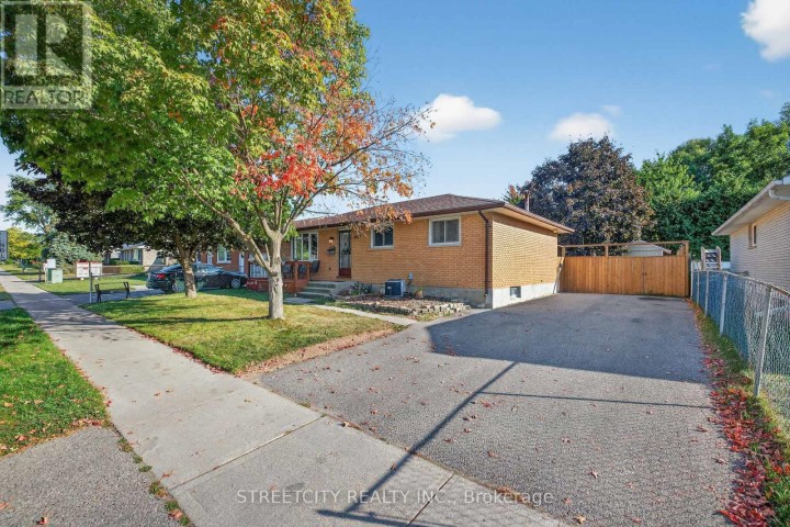 Photo 1 at 407 Elm Street, St. Thomas