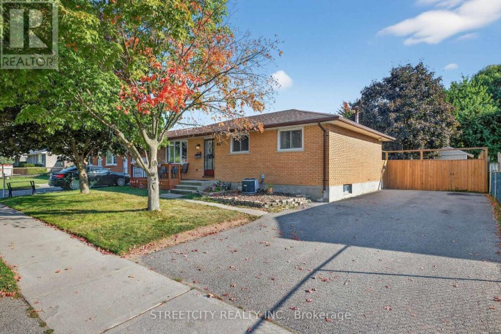 Photo 2 at 407 Elm Street, St. Thomas