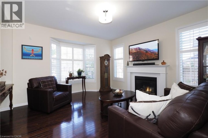 Photo 14 at 55 Dalton Drive, Cambridge