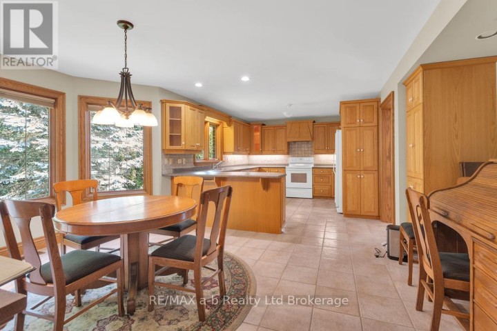 Photo 13 at 21 Windemere Avenue, Tillsonburg Photo 13 at 21 Windemere Avenue, Tillsonburg