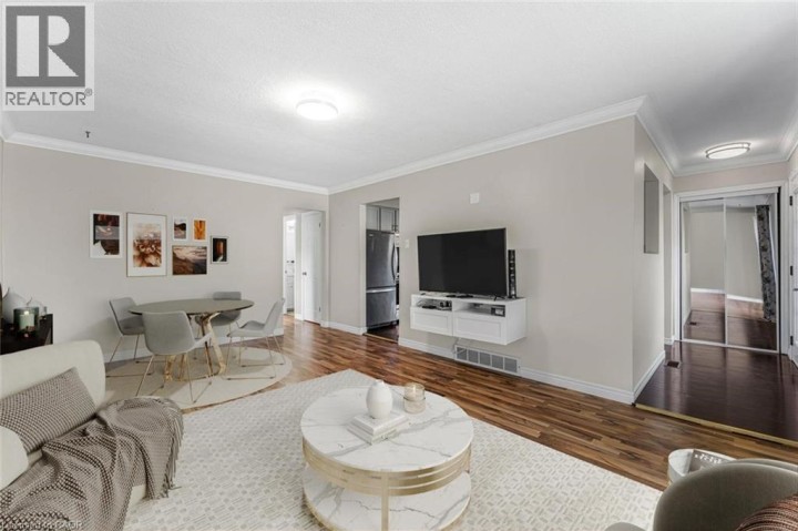 Photo 6 at 27 Locke Avenue, St. Thomas