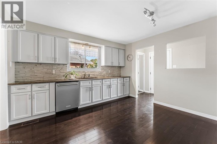 Photo 9 at 27 Locke Avenue, St. Thomas