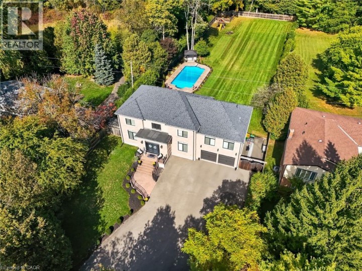 Photo 2 at 855 Avenue Road, Cambridge