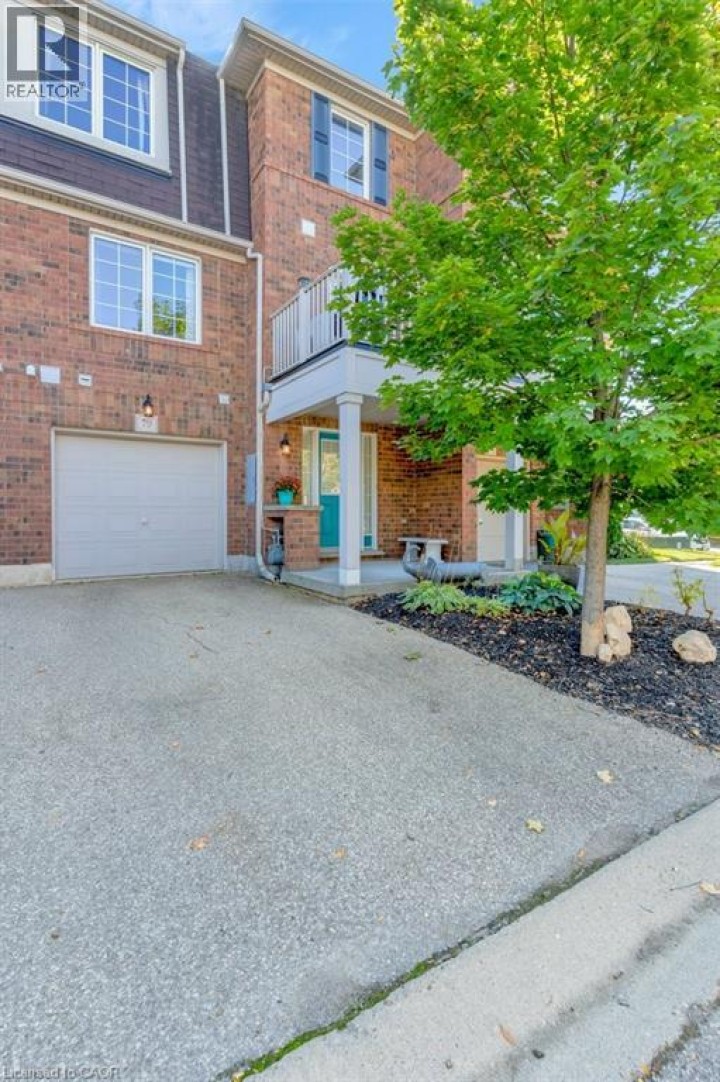 Photo 2 at 71 GARTH MASSEY Drive 79, Cambridge