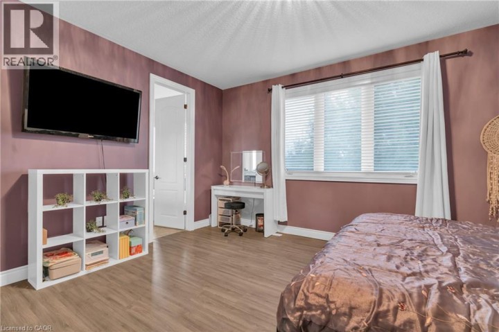 Photo 22 at 75 Chase Crescent, Cambridge